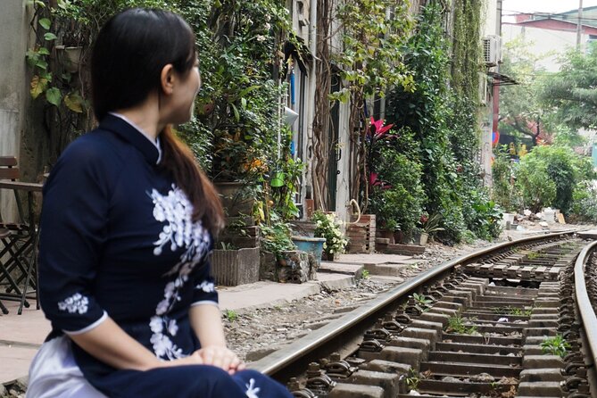 Hanoi Walking Street Food Tour with Train-Street Visit - Key takeaways before you go