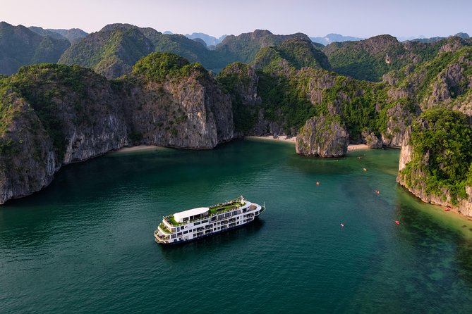 Mon Chéri Cruise 5 star: Unique 2 Days Tuan Chau - Halong bay - Lan Ha Bay - Getting to Got Pier at the Right Time (and Not Stressing It)