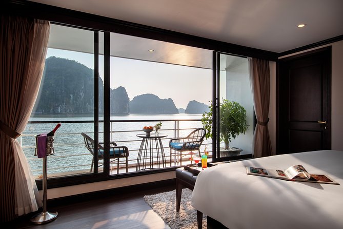 Mon Chéri Cruises 5 star: Amazing 3 days exploring Halong & Cat Ba island - Day 3: Tai Chi, breakfast, and the last scenery hit