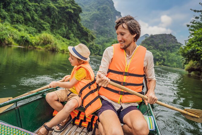 Ninh Binh Day Tour To Visit Hoa Lu - Trang An/Tam Coc - Mua Cave - The lunch-to-bike stretch: why the midday reset helps