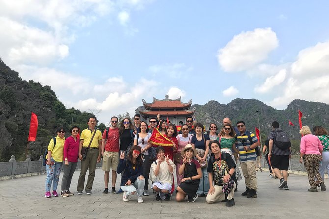 Ninh Binh Day Trips- from Hanoi - Bich Dong and Bai Dinh: pagodas with very different energy