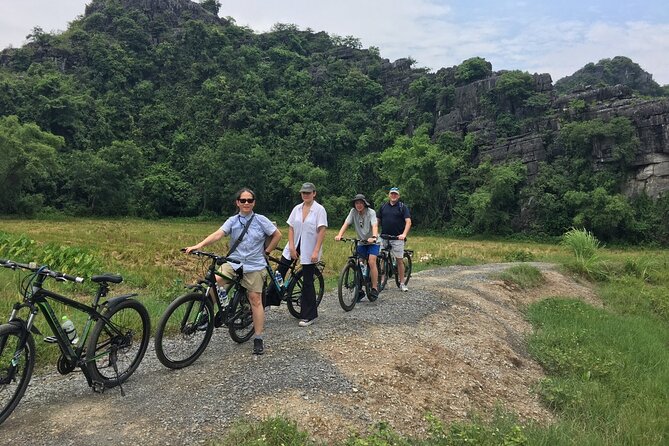 Ninh Binh Full-Day Small Group of 9 Guided Tour from Hanoi - Lunch and Included Extras That Make the Day Work