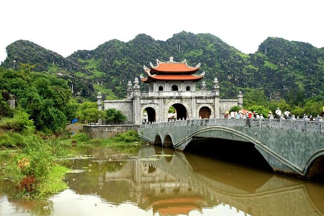 Ninh Binh Highlights Hoa Lu/Bai Dinh-Trang An/ Tam Coc- Mua Cave - Lunch, tickets, and the small details that affect value