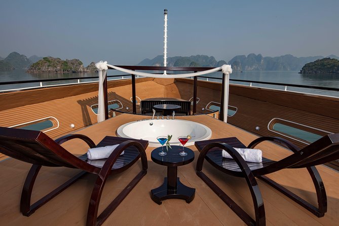 [OFFICIAL]Scarlet Pearl Cruises 5++stars &CATAMARAN ULTRA LUXURY - The 13:00 Tahiti Restaurant lunch stop and why the timing matters