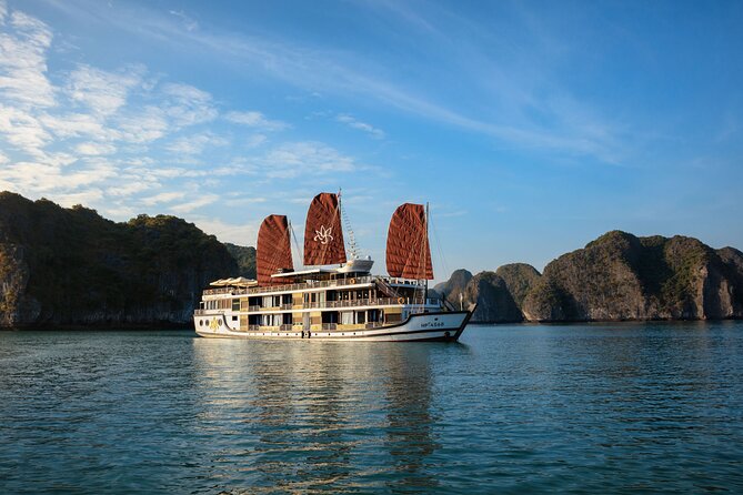 Orchid Cruises 2Days/1Night 5 Star All included - The onboard experience: food you’ll remember, and service that stays on duty