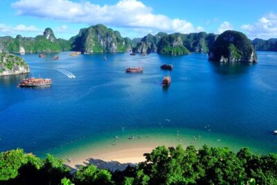 Orchid Cruises Halong Bay 2Day/1Night on 5 Star - Lan Ha Bay on Day 1: Relaxed Views, Organized Flow