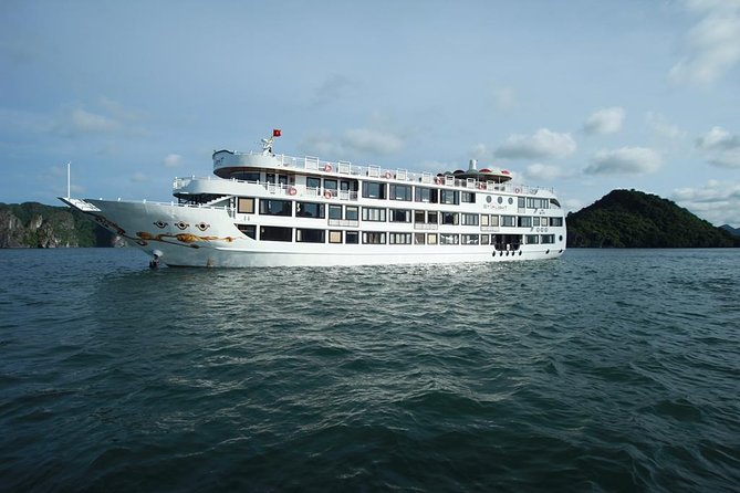 Overnight Halong Bay Cruise on the Starlight - What the Starlight cruise feels like on Halong Bay