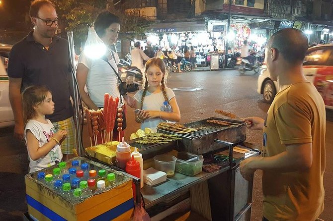 Private Hanoi Street Food Walking Tour With Real Foodie - Hotel pickup in the Old Quarter: start easy, start smart