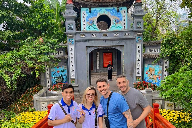 Private Walking Tour of Hanoi City - Communication and flexibility: the guide makes or breaks the experience