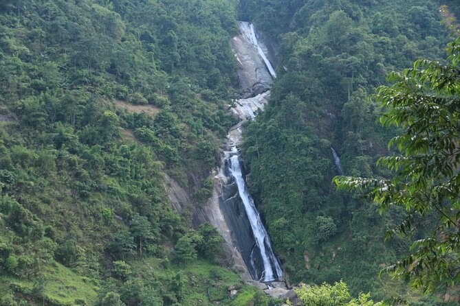 Sa Pa Full Day Trekking Tour - Stop 3: Ta Van Village Lunch, Rest Time, and a Quick Stream Stop