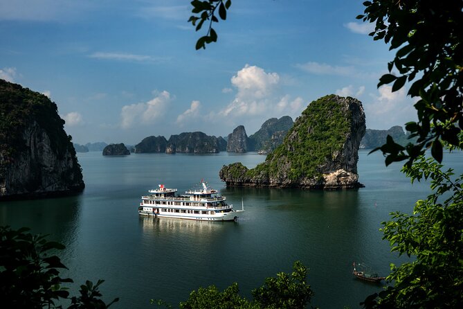 Swan Cruises Ha Long & Bai Tu Long Bay 2D1N - Thien Canh Son Cave - Key Things You’ll Remember