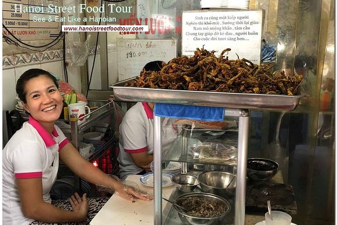 Tasting 8 Different Hanoi Street Foods at Noon Time - Portions and comfort: when 3 hours feels like a real meal